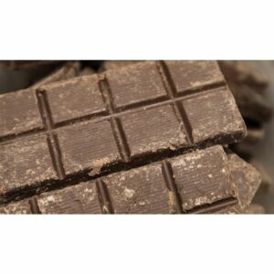 Mylk Chocolate Peanut Butter Bars (Raw / Vegan)